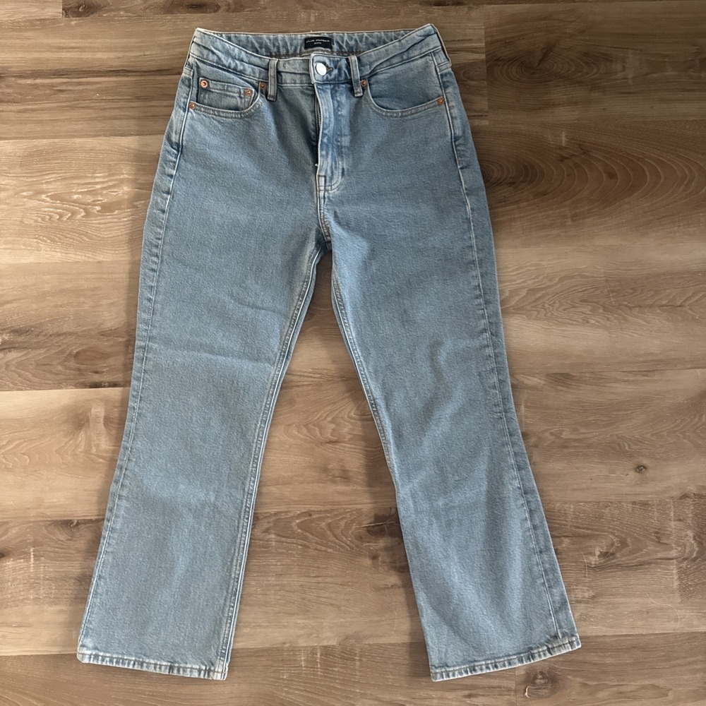 Club Monaco Women's Light Wash Size‎ 27 The Kick Crop Straight Leg Jeans